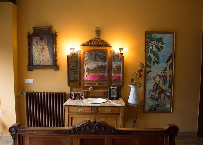 Casa Castane