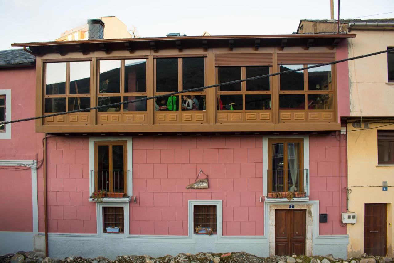 Landhaus Casa Castane Puente de Domingo Florez